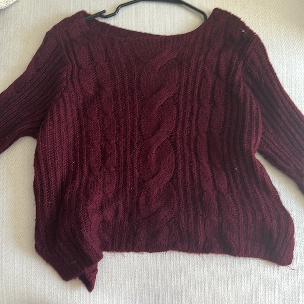 Red sweater - Picture 2 of 2